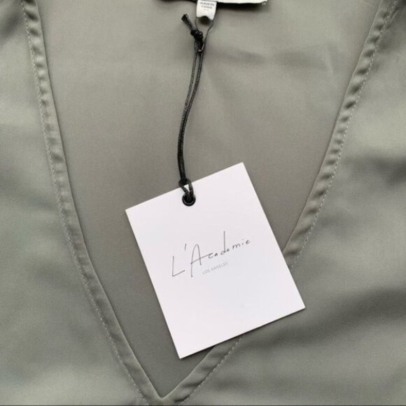 Revolve L'Academie Maya Blouse Olive Green V-Neck Long Sleeve Size XS - Picture 8 of 14